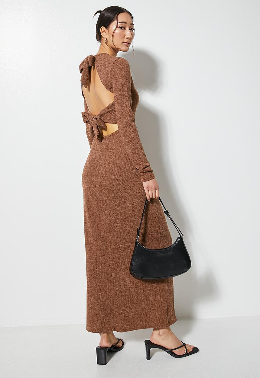 VELVET - Soft touch rib column maxi with back detail - choc