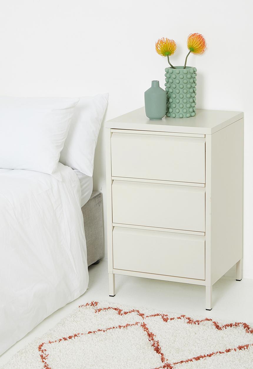 Popstrukt - Bon bon side table - soft white
