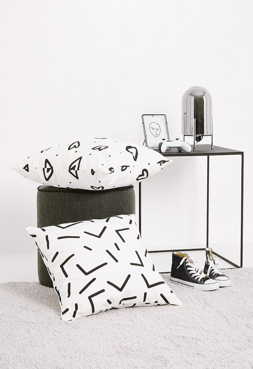 Sixth Floor - Heart confetti kids cushion cover - black & white