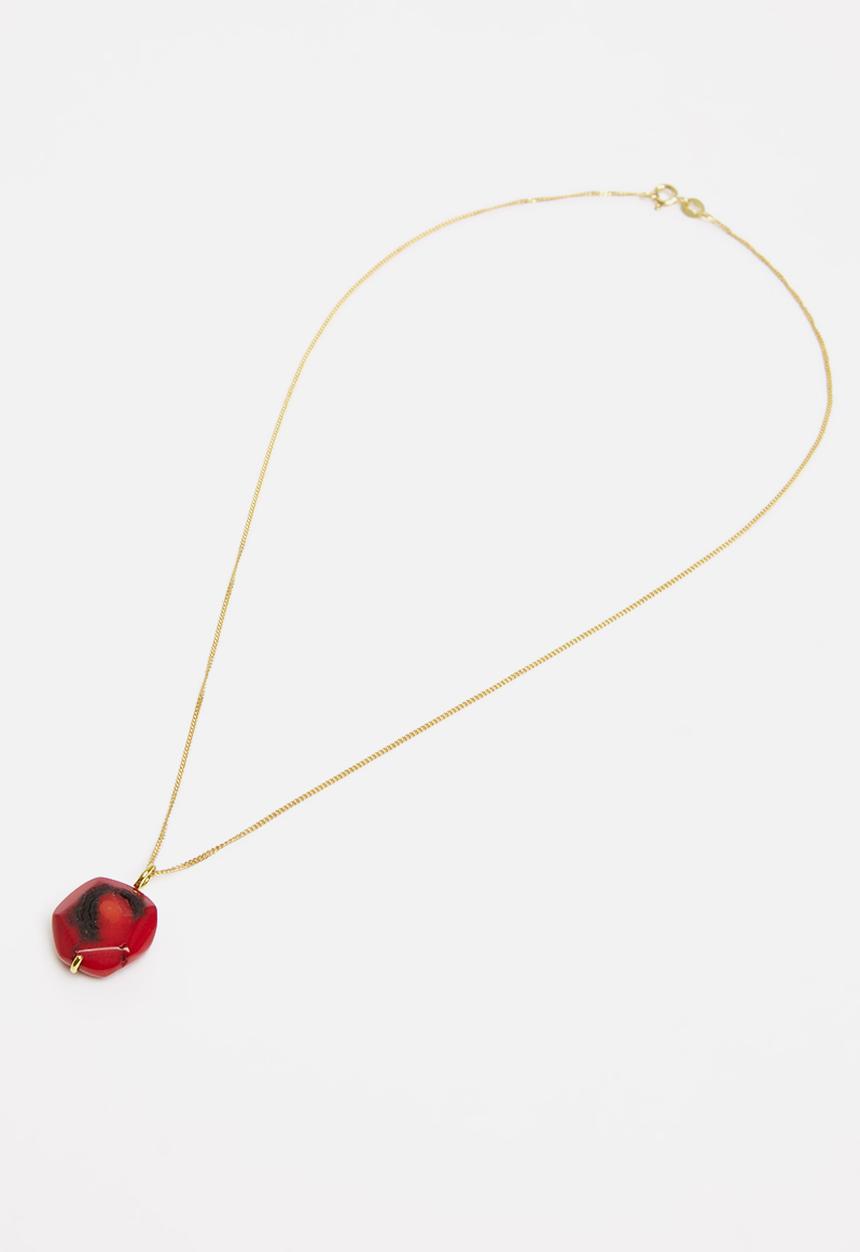 Matter of Fakt - Coral pendant necklace - brass & red 