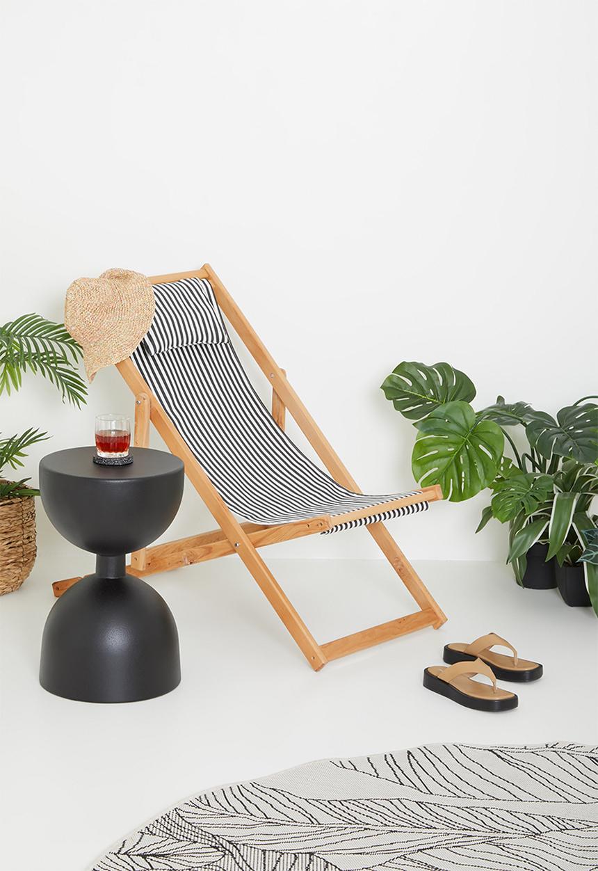 Sixth Floor - Themis outdoor side table - black