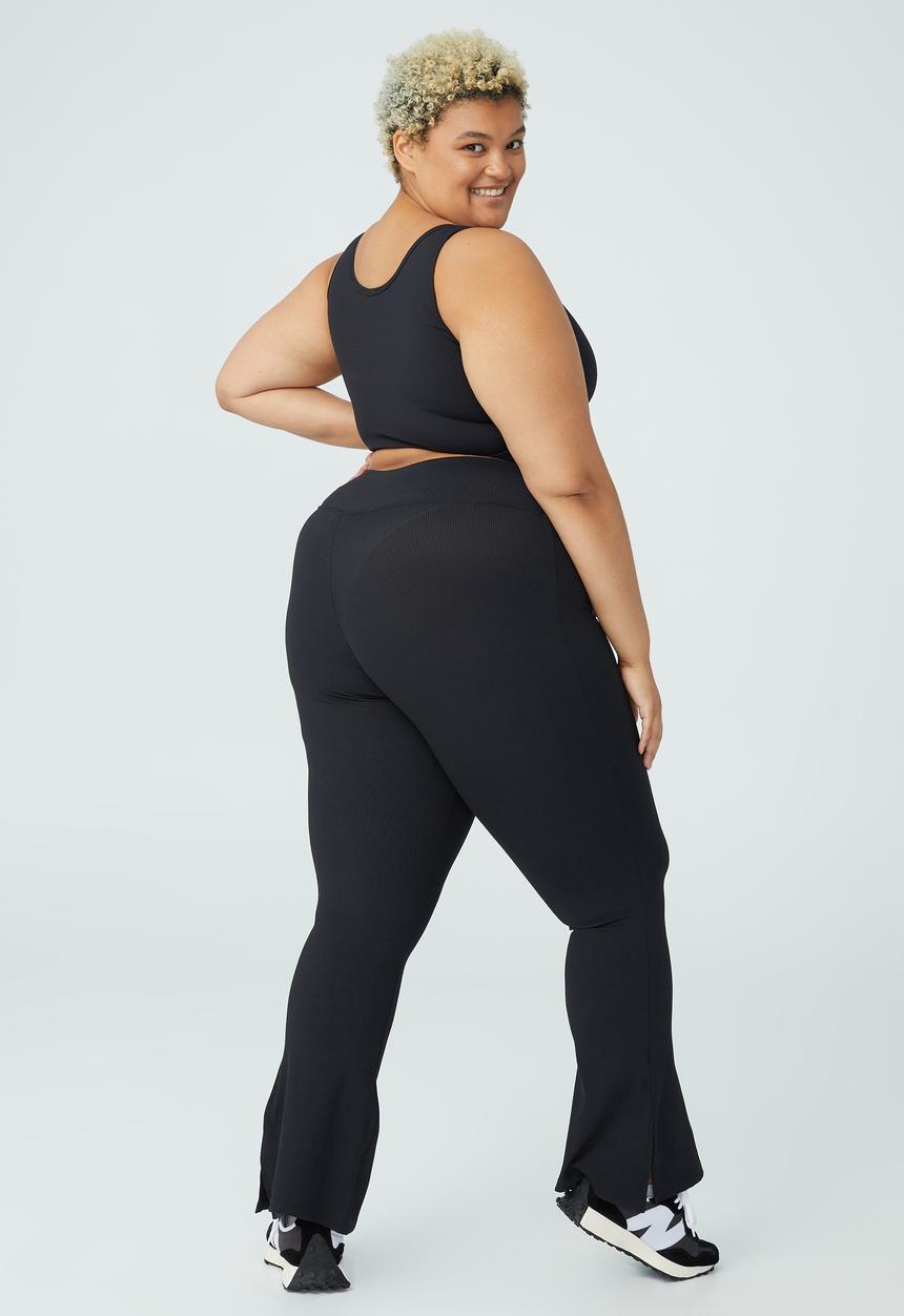 Cotton On - Curve active rib flare - black