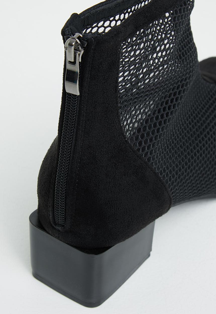 Plum - Juniper ankle boot - black