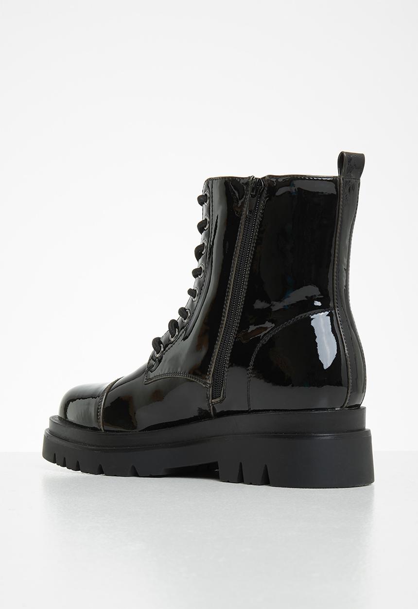Plum - Wickley lace-up ankle boot - black