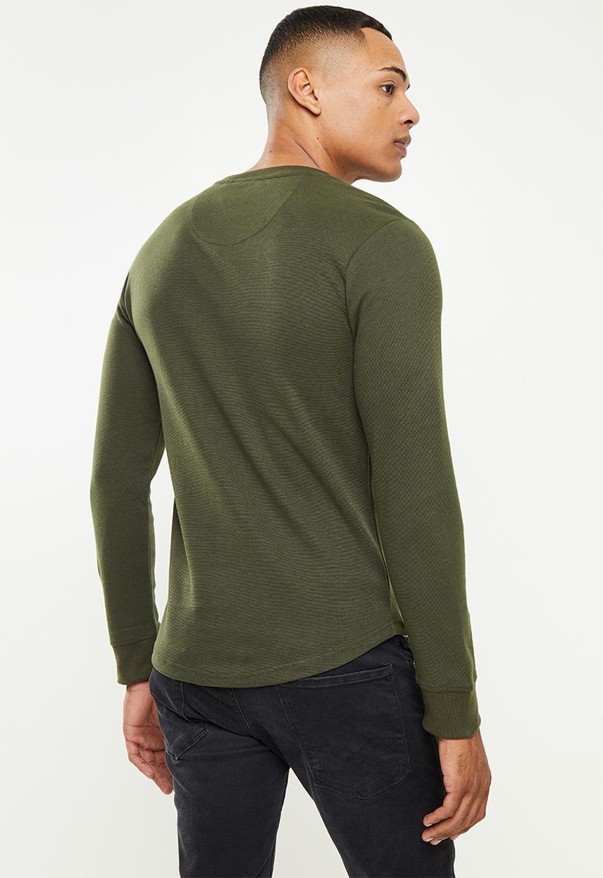 S.P.C.C - Lamont slimline fit long sleeve scooped hem top  - dark moss
