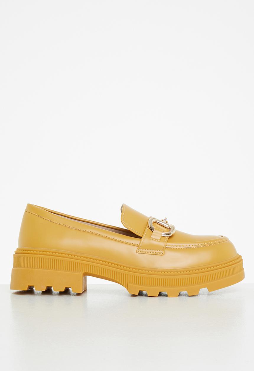 Seduction - Chunky snaffle trim loafer - mustard
