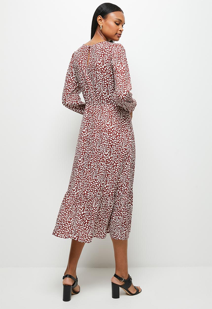 edit - Round neck balloon sleeve tier maxi - burgundy minimal