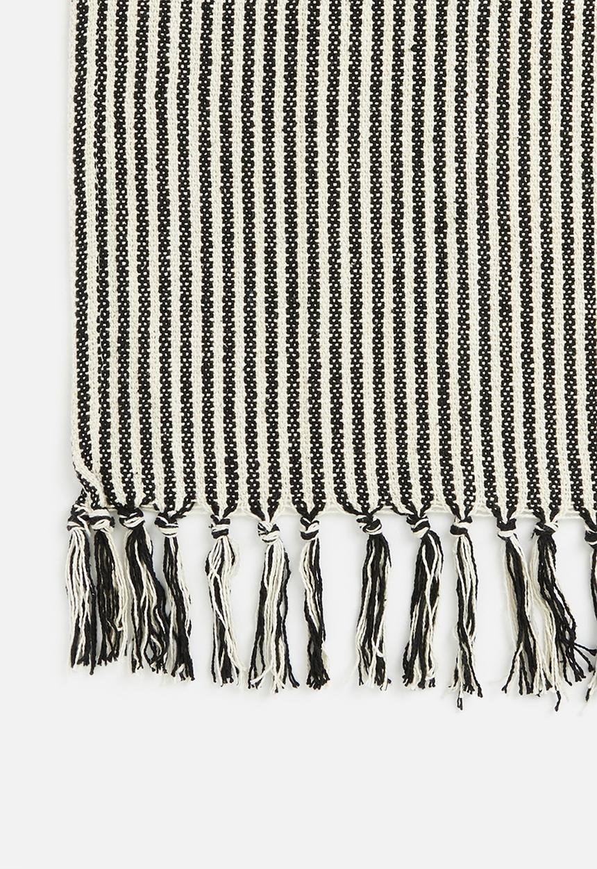 H&S - Cotton throw with fringe - black & neutral 