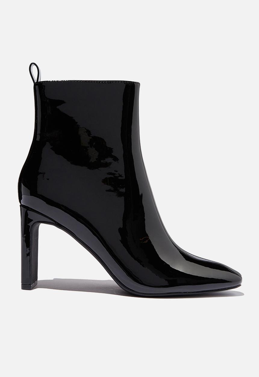 Cotton On - Ellie square toe heel boot - black patent