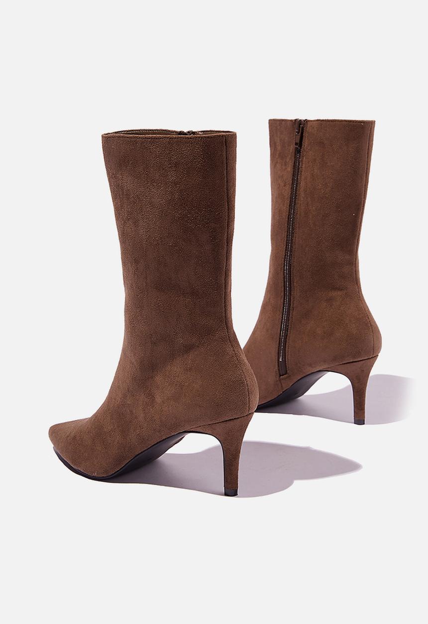Cotton On - Sienna sleek point boot - choc 