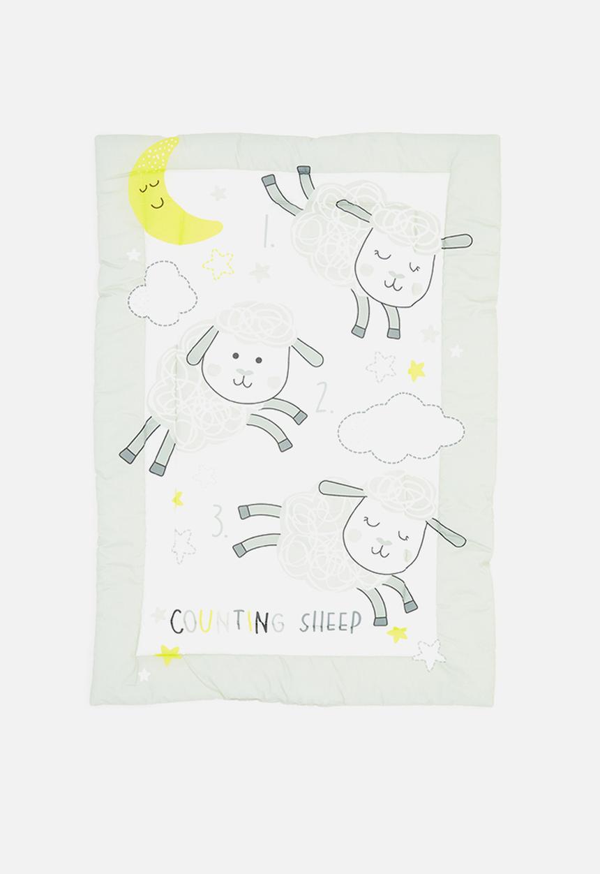 Character Group - Sheep camp cot comforter - white & grey