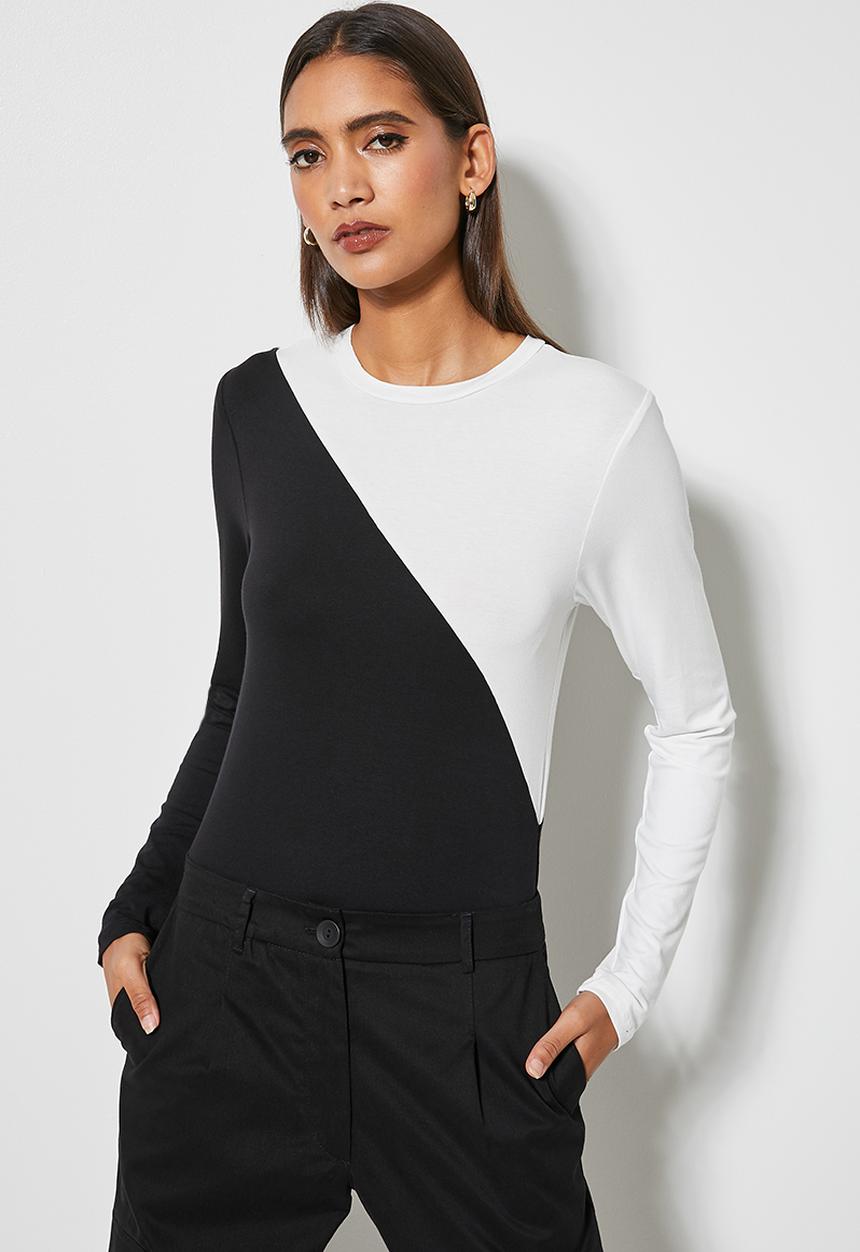 Superbalist - Diagonal colourblocked top - black & white