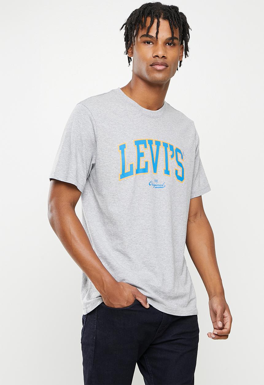Levi’s® - Ss relaxed fit tee bi varsity - mhg