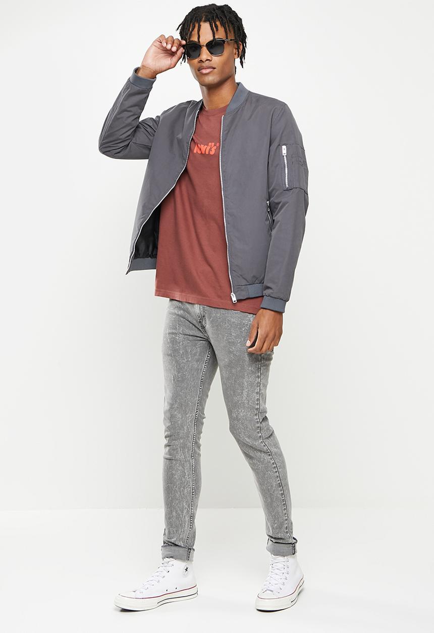 Levi’s® - Skinny taper - broken concrete adv