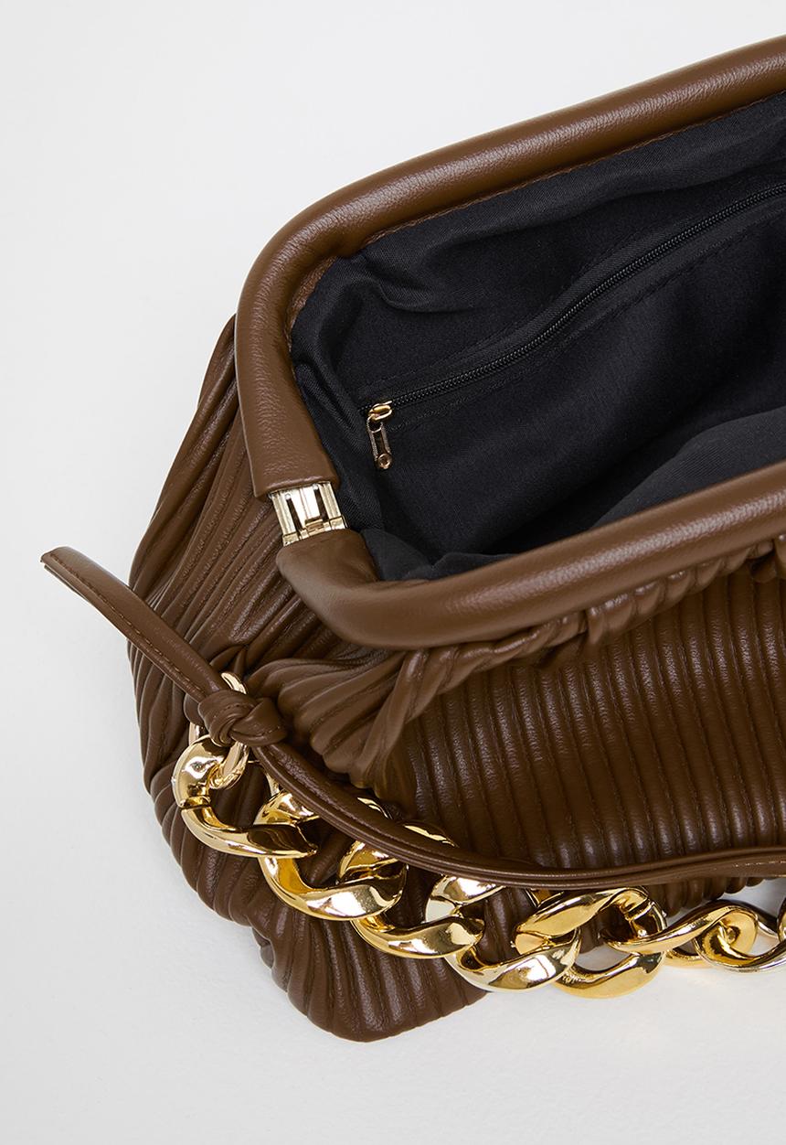 SISSY BOY - Pleated chain bag - choc