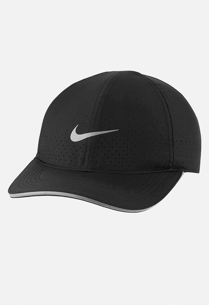Nike - U nk df arobill fthlt perf - black