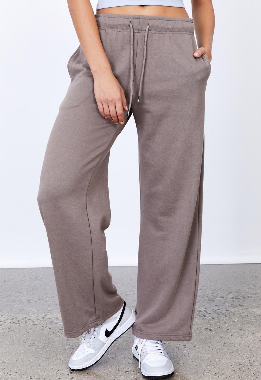 Factorie - Wide leg trackpant - burnt iron