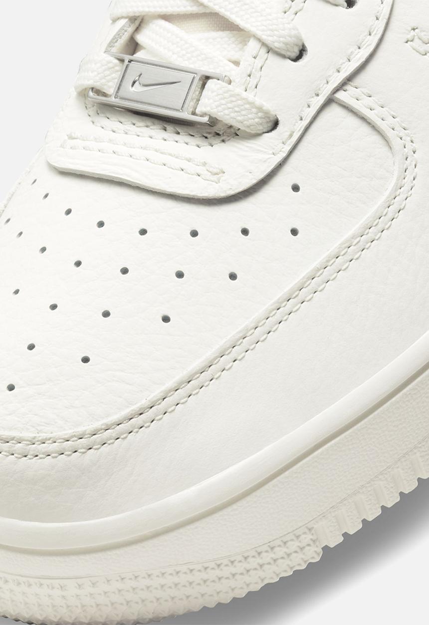 Nike - AF1 sculpt - sail