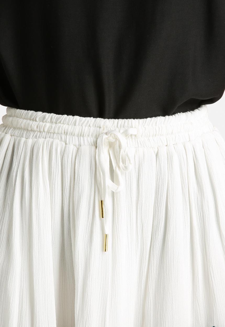 Vero Moda - Serina Embroidery Skirt