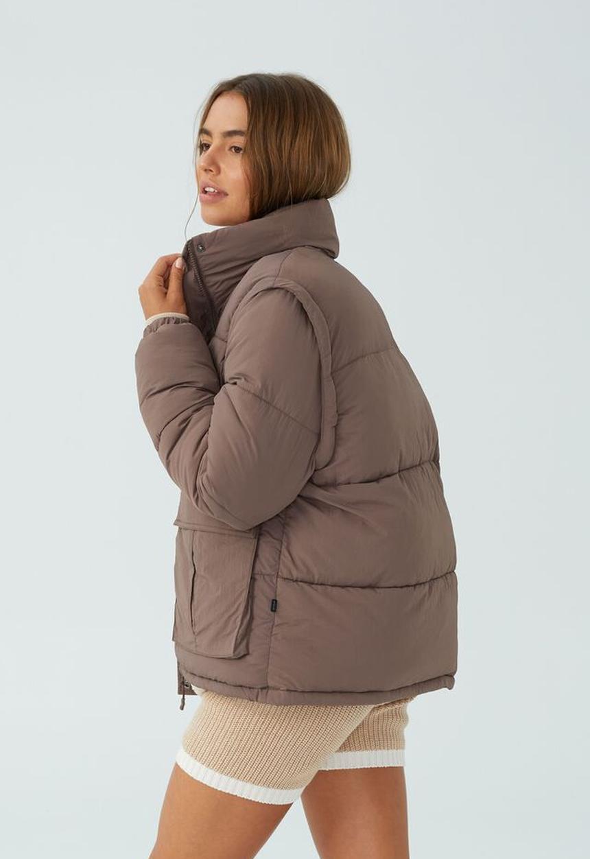 Cotton On - The recycled mother two way puffer jacket - brownie