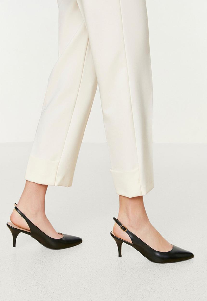 Trendyol - Classic slingback stiletto heel - black