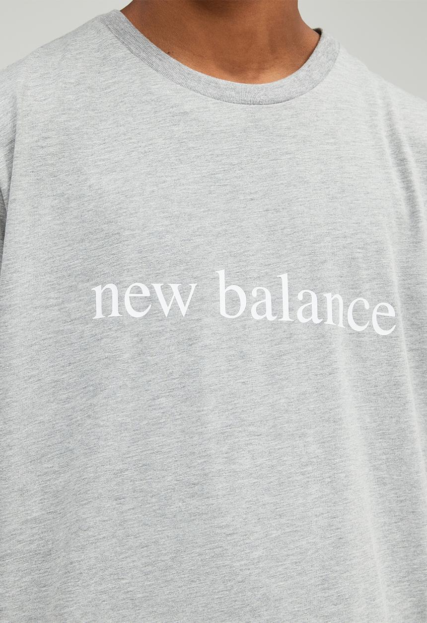 New Balance  - NB Essentials New Balance Short Sleeve Tee- Athletic Grey