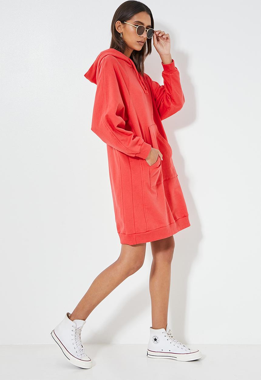 Superbalist - Colourblock sweat dress - red