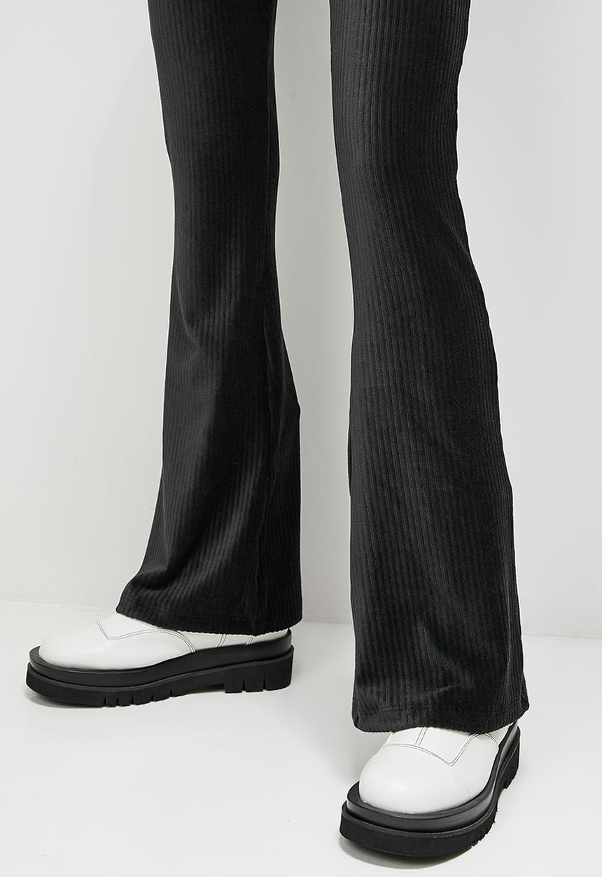 Blake - Corduroy wide leg pant - black