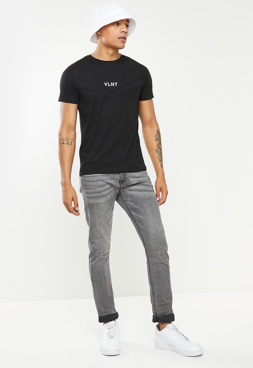 Valenta - Valenta short sleeve v-neck tee - black