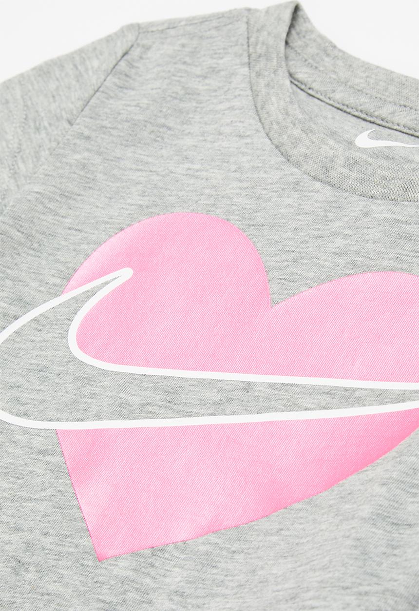 Nike - Nkg nike core heart short sleeve tee - dark grey heather
