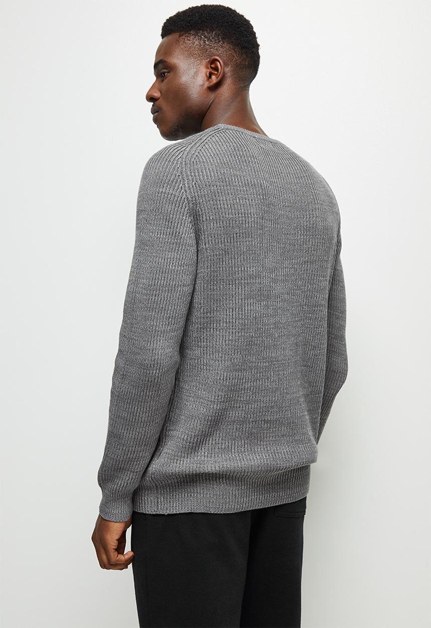 Lark & Crosse - Regular fit ribbed fisherman crew neck knit - charcoal