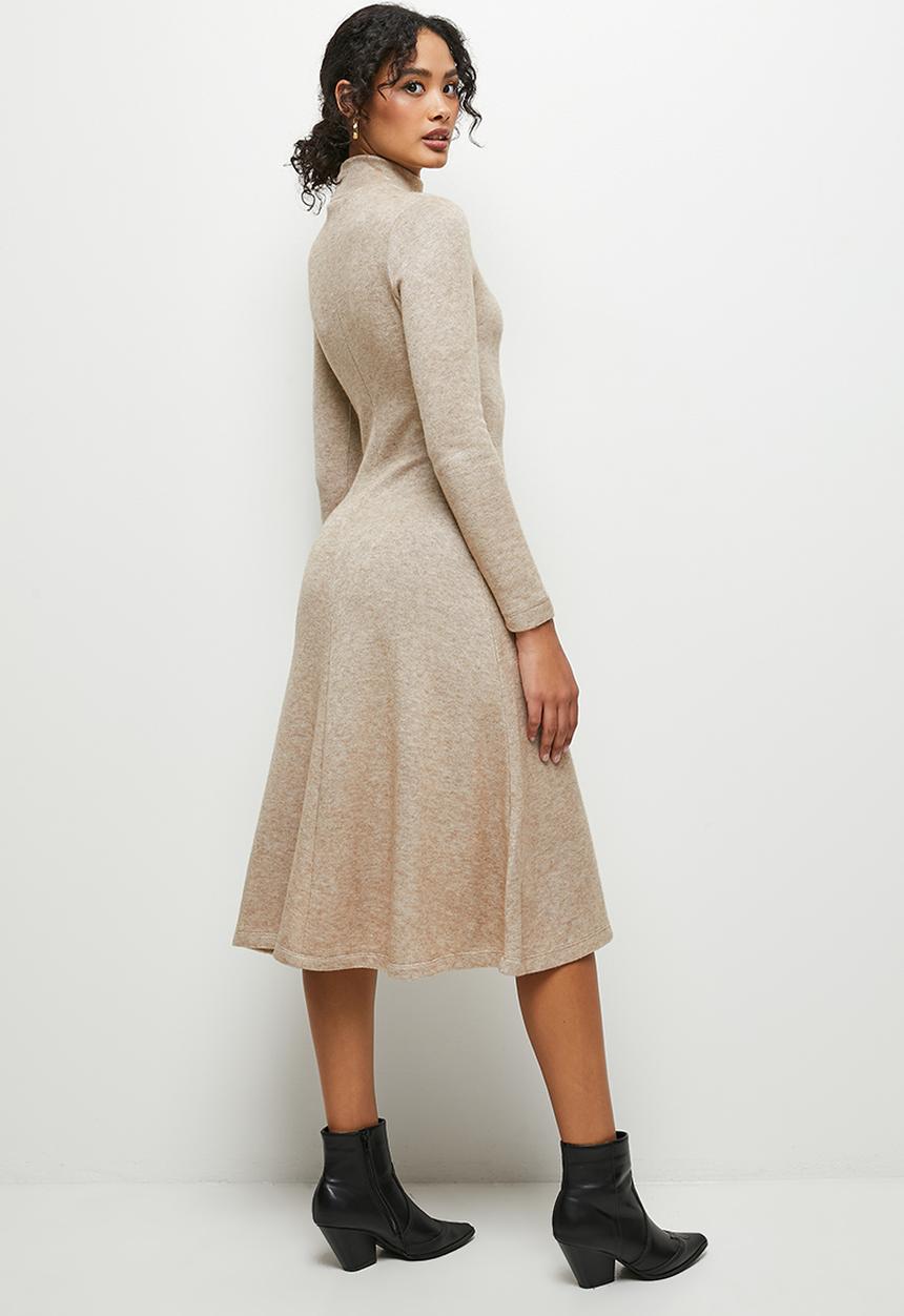 MILLA - Soft touch knit fit and flare dress - new oatmeal