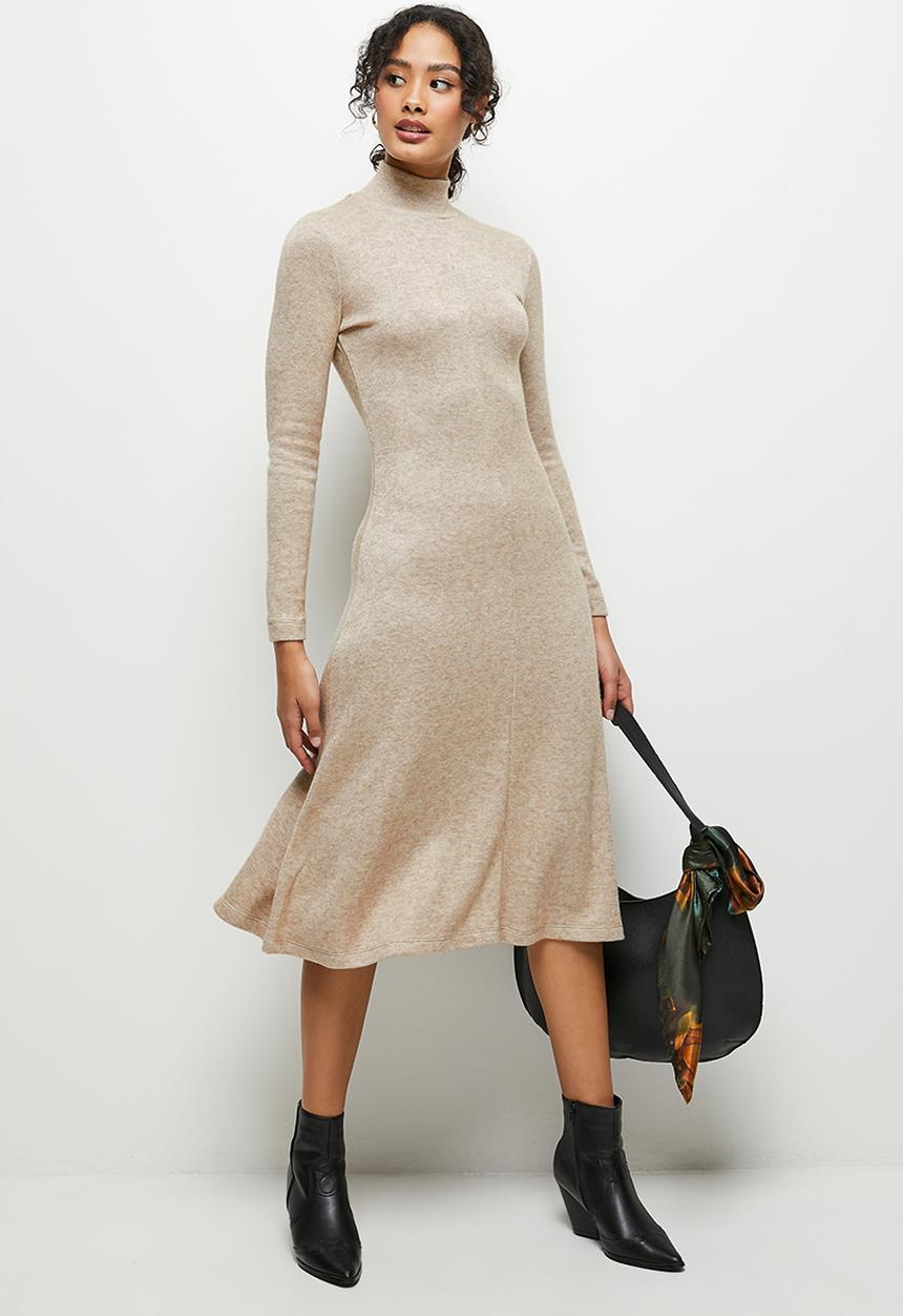 MILLA - Soft touch knit fit and flare dress - new oatmeal