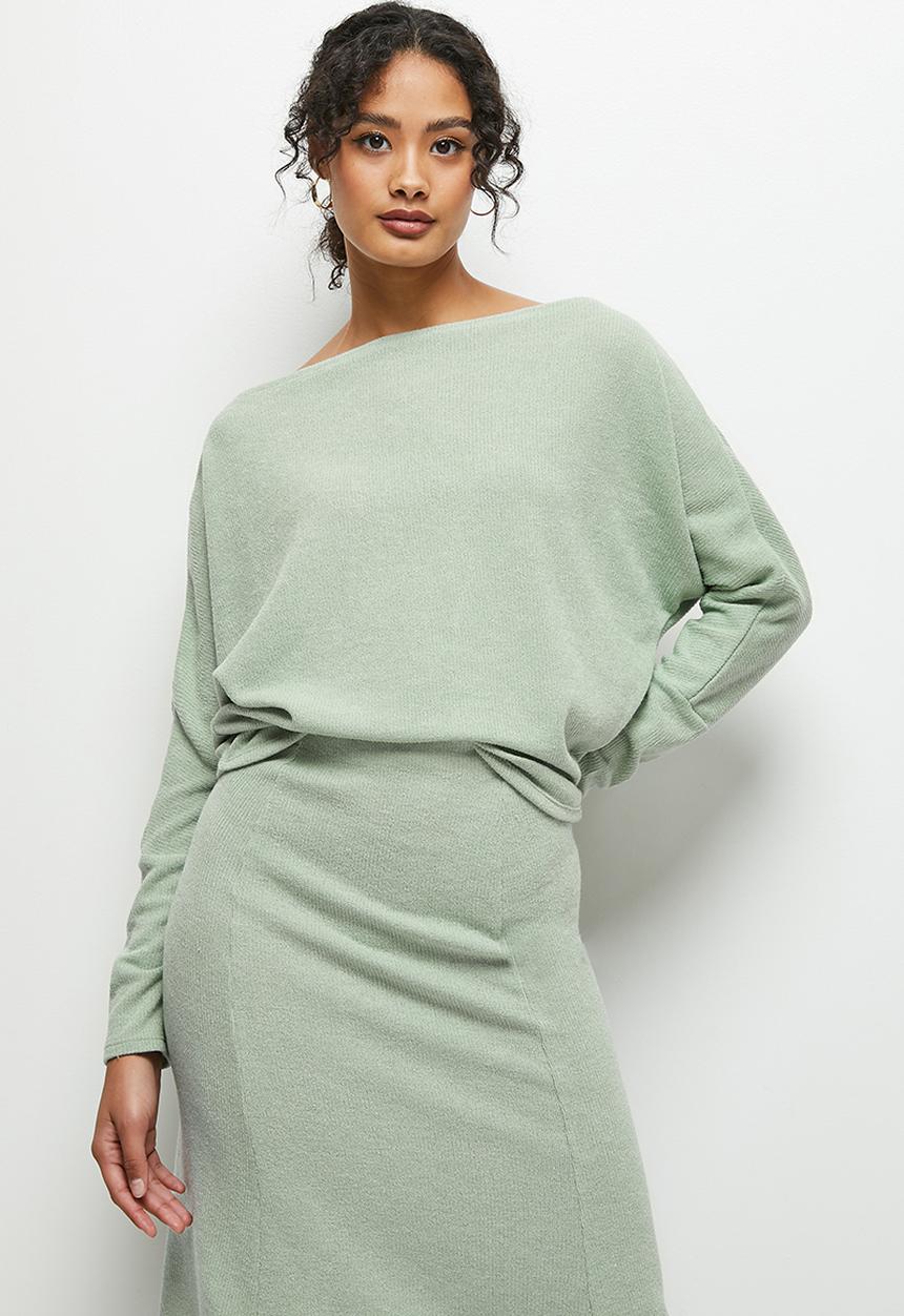 MILLA - Ribbed dolman top - light sage