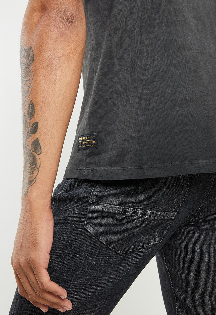 Replay - Pigment washed label tee - black