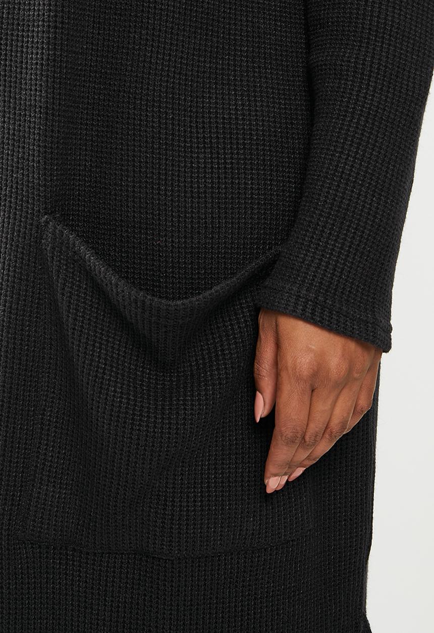 Me&B - Plus waffle cut and sew cardigan - black