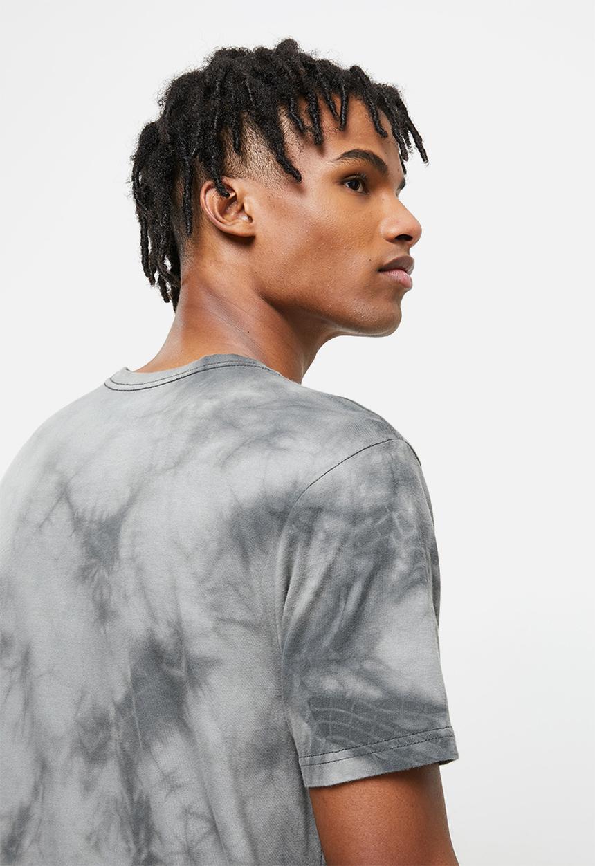 Vissla  - Fillmore tie dye short sleeve pocket tee - phantom tie dye