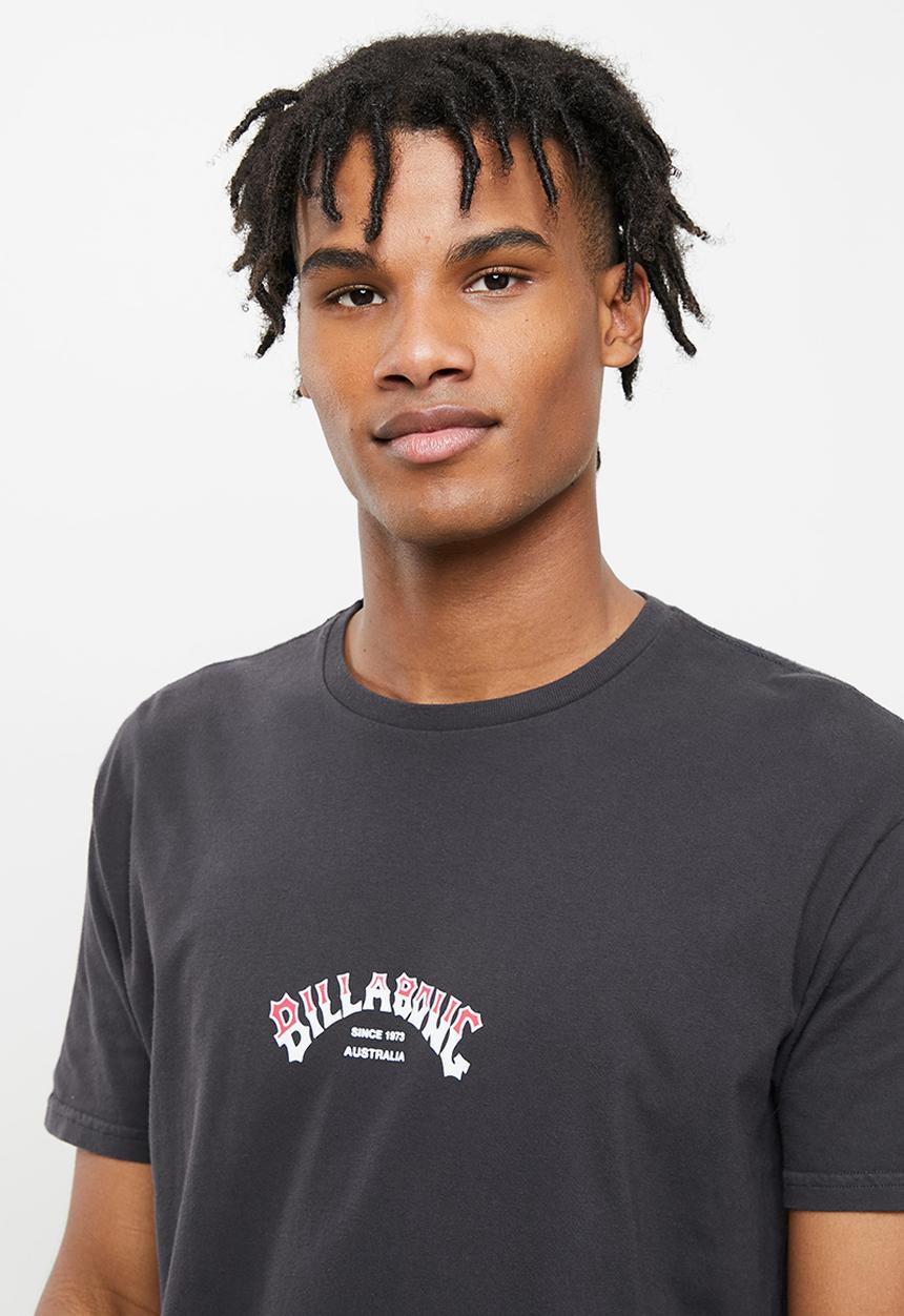 Billabong  - Core arch short sleeve  ww - washed black
