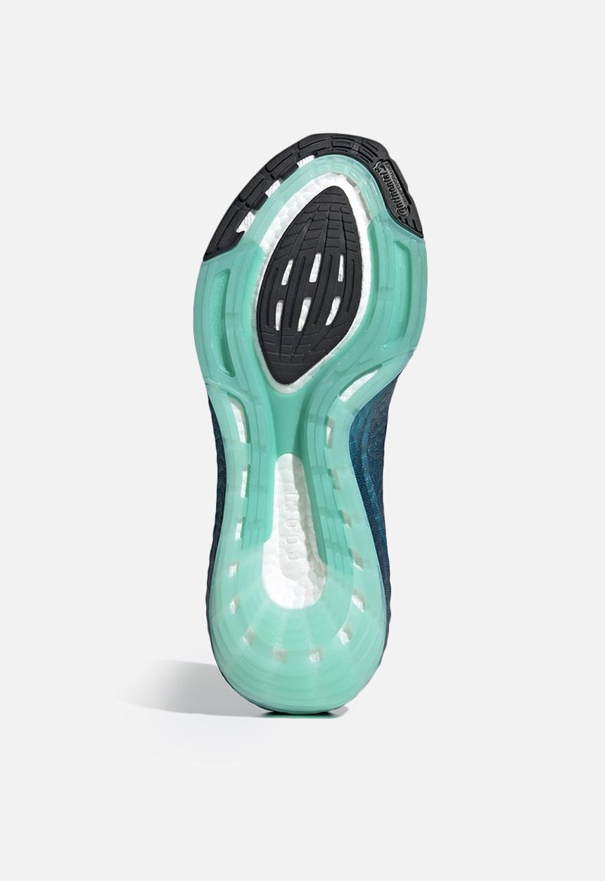 adidas Performance - Ultraboost 22