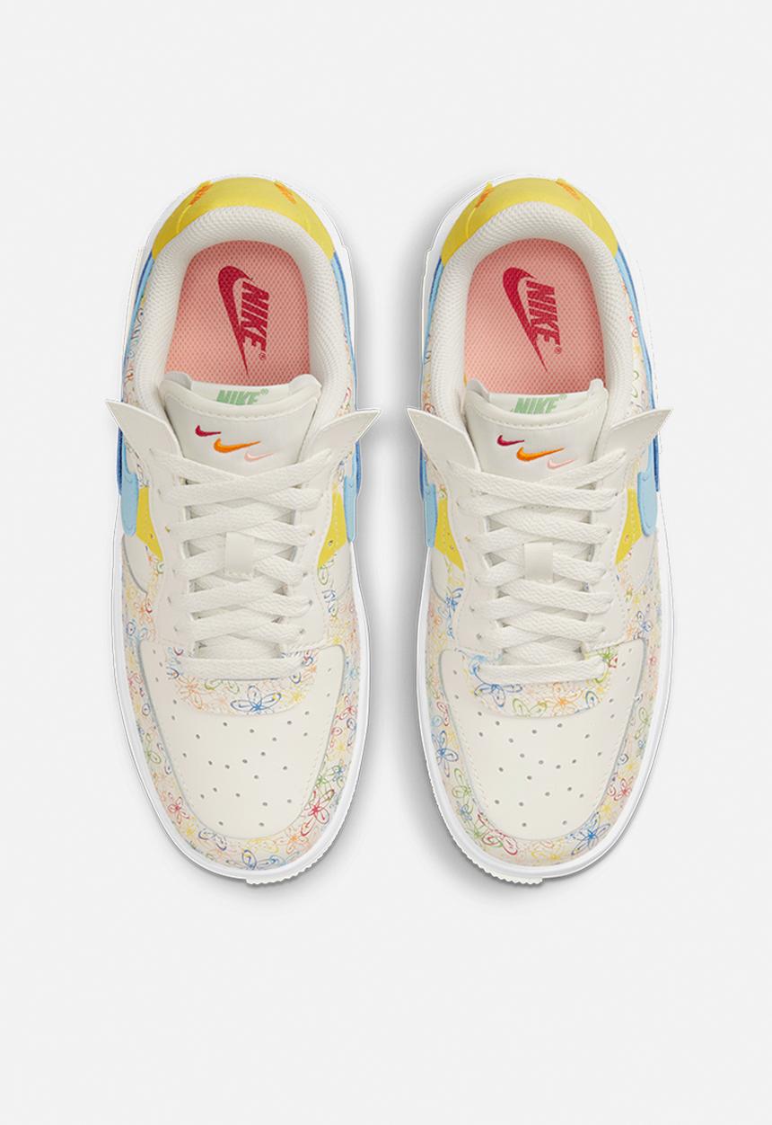 Nike - Wmns air force 1 fontanka - sail/university blue-vivid sulfur