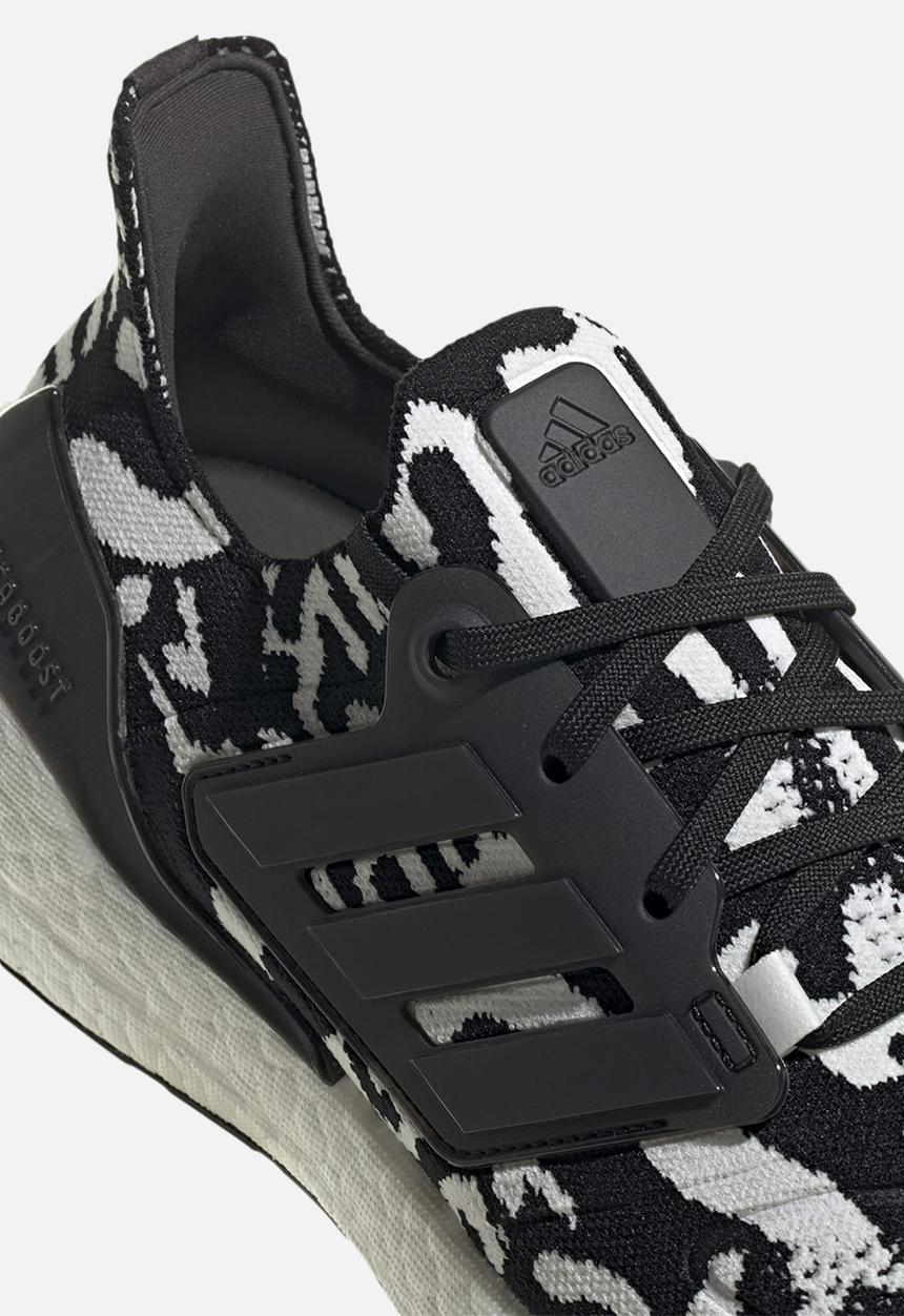 adidas Originals - Ultraboost 22