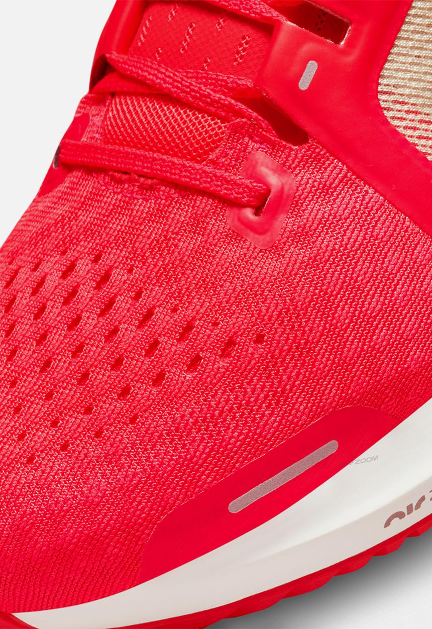Nike - Air zoom vomero 16 - siren red/volt-red clay/summit white