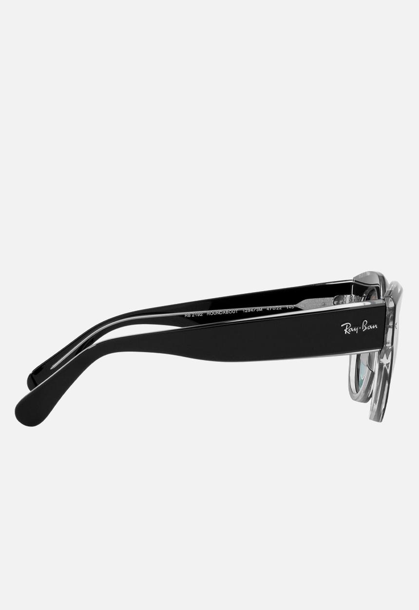 Ray-Ban - Roundabout 47 - black on transparent