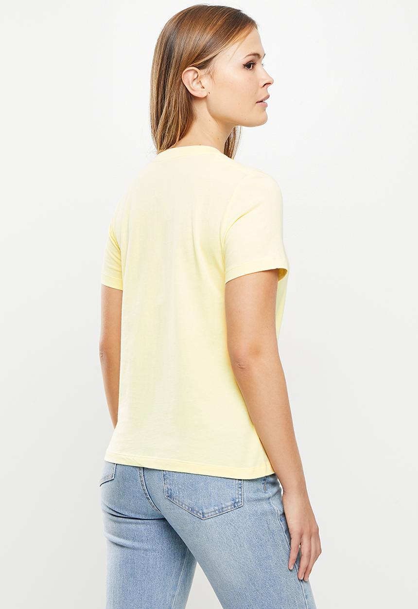 Converse - Center front nova classic tee - lemon drop
