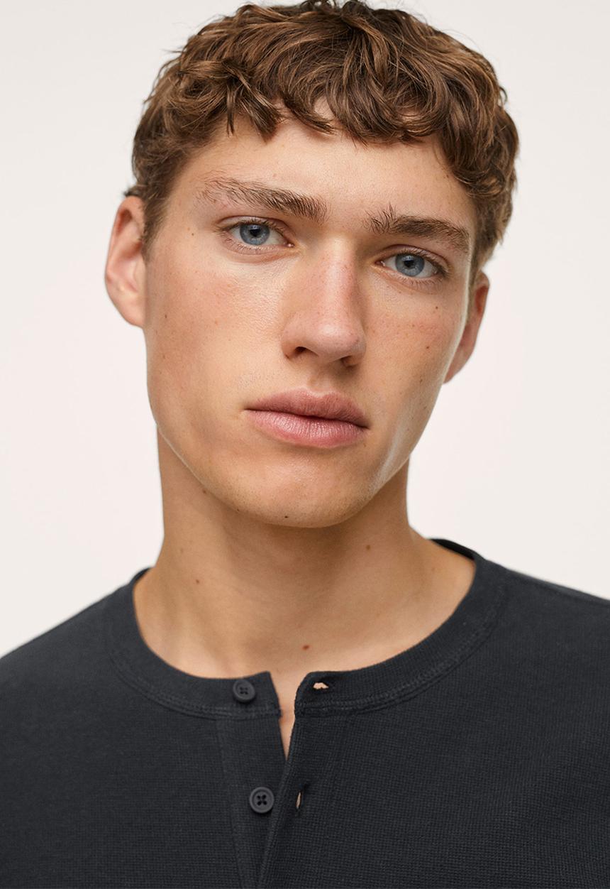 MANGO - Oliver Henley collar long-sleeved t-shirt- Navy