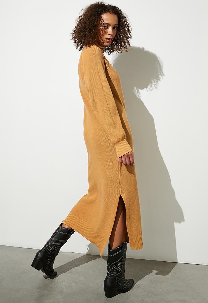 Superbalist - Organic cotton knitwear ribbed midi dress - camel