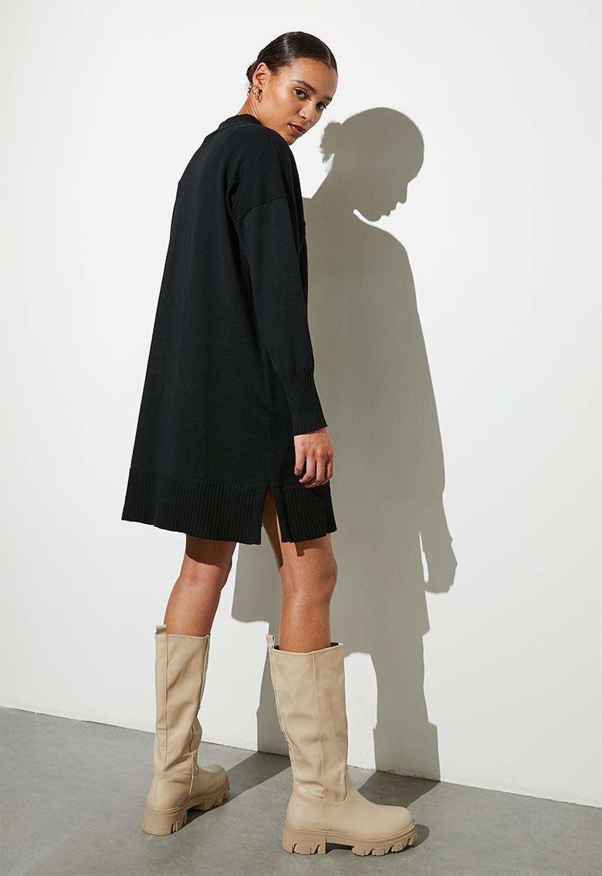 Superbalist - Organic cotton knitwear funnel neck tunic - black