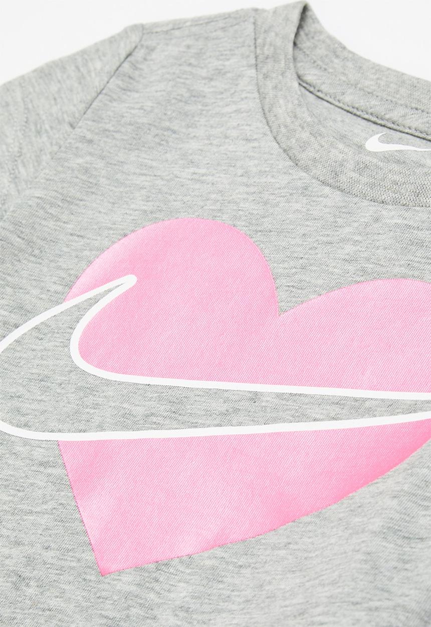 Nike - Nkg nike core heart short sleeve tee - grey