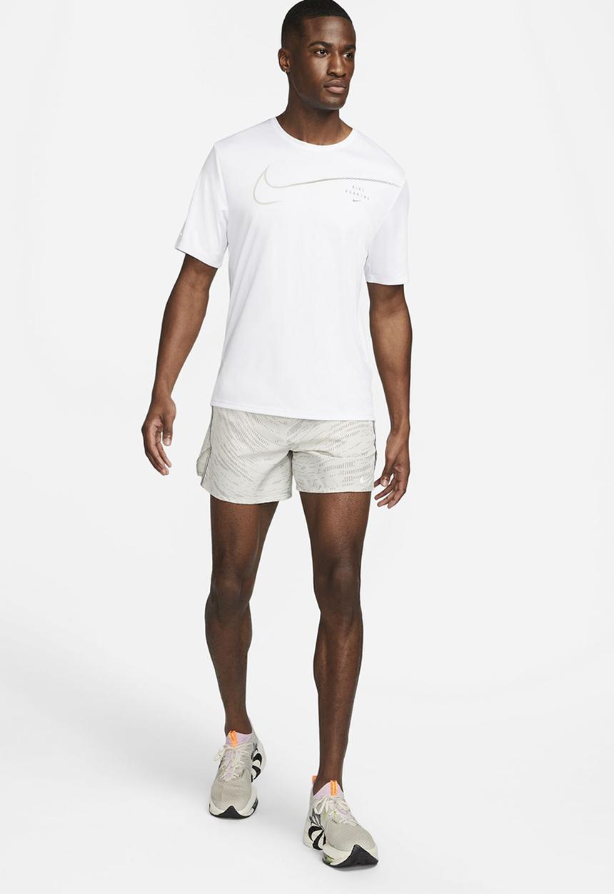 Nike - Dri-FIT Division Miler Men's Running T-Shirt- White
