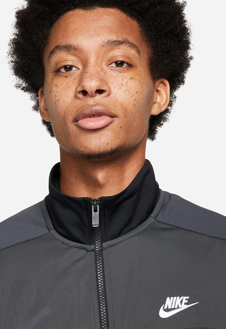 Nike - NSW Essential Tracksuit - Black & White